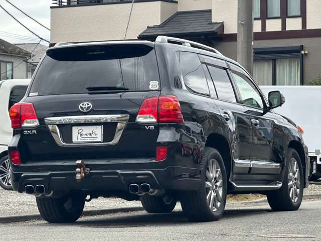 Toyota Land Cruiser 8