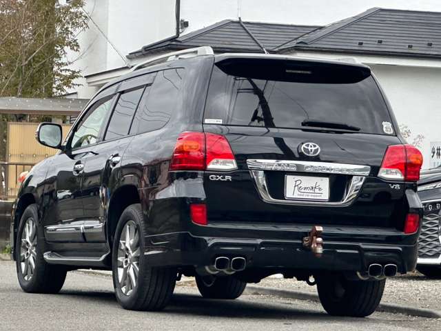 Toyota Land Cruiser 10