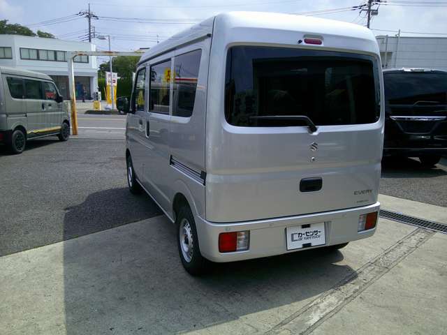 Suzuki Every 7