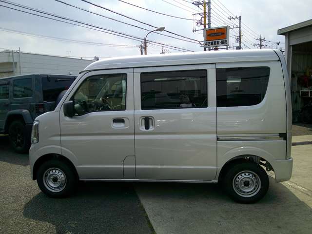 Suzuki Every 8