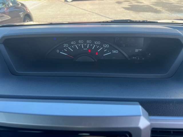 Daihatsu ハイゼットキャディー 11