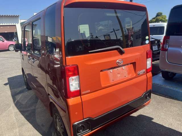 Daihatsu ハイゼットキャディー 3