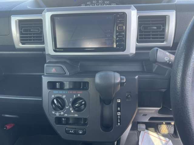 Daihatsu ハイゼットキャディー 9