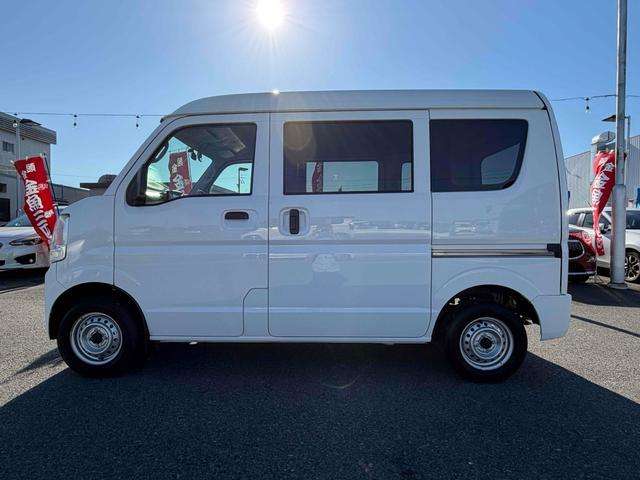 Nissan NV100 Clipper 12