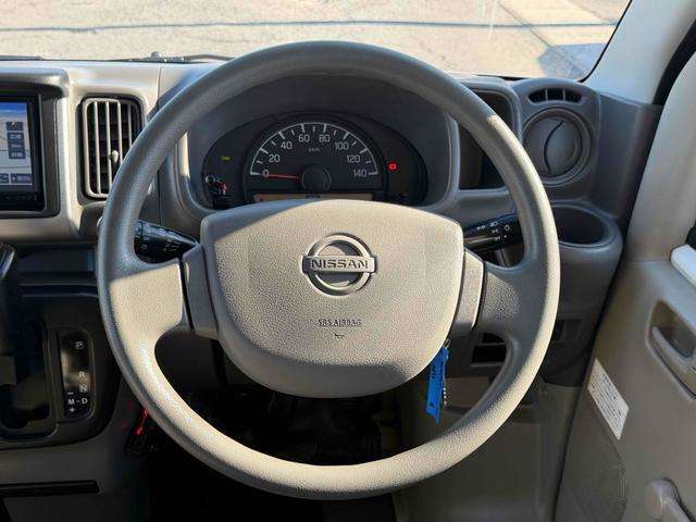 Nissan NV100 Clipper 3