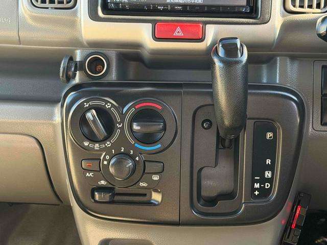 Nissan NV100 Clipper 9