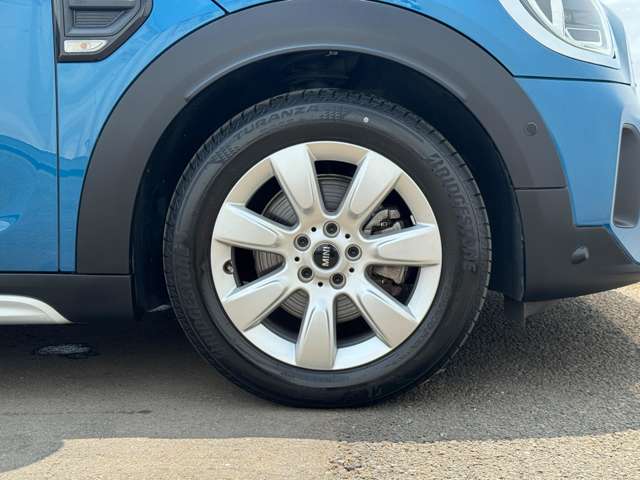 MINI Crossover 11