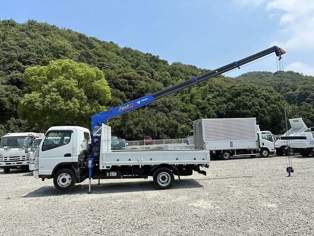 Mitsubishi Fuso Canter 11
