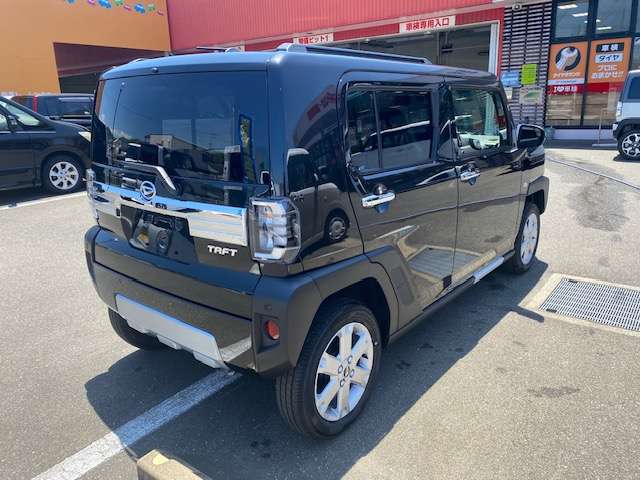 Daihatsu Taft 6