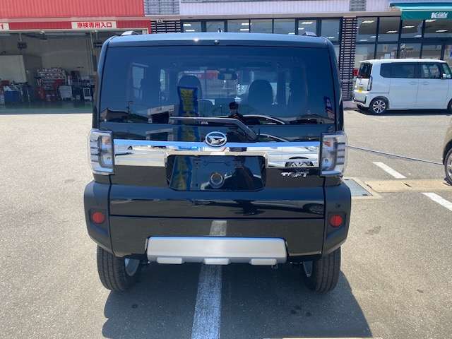 Daihatsu Taft 7