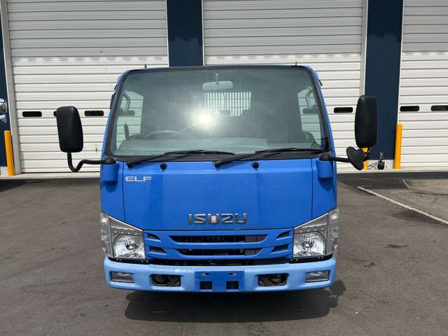 Isuzu Elf 4