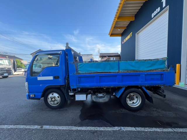 Isuzu Elf 6