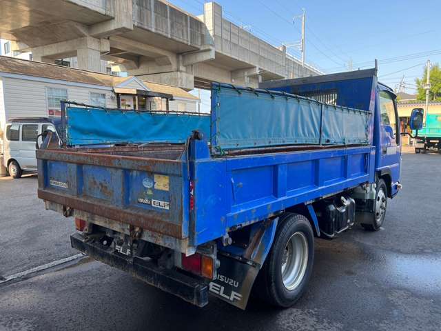 Isuzu Elf 8