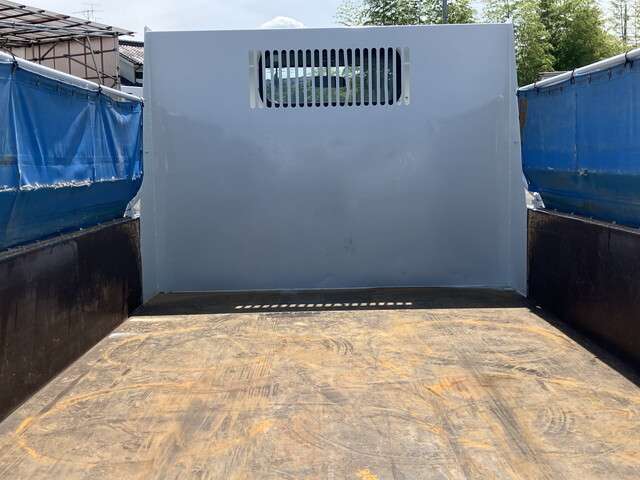 Mitsubishi Fuso Canter 10