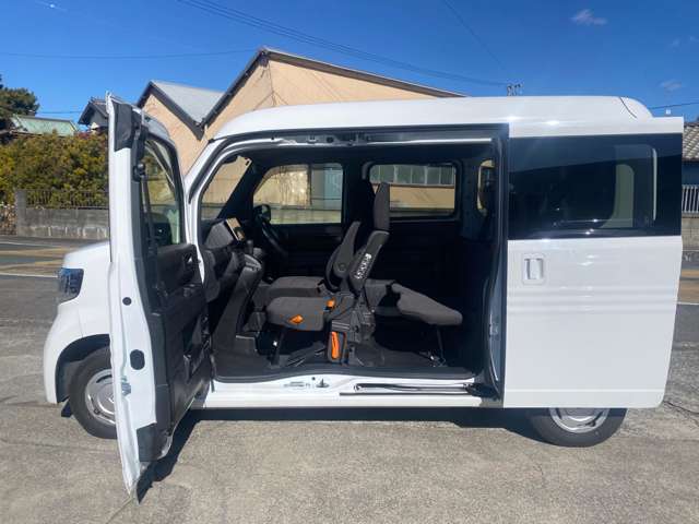 Honda N-VAN 9