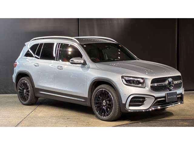 Mercedes-Benz GLB 4