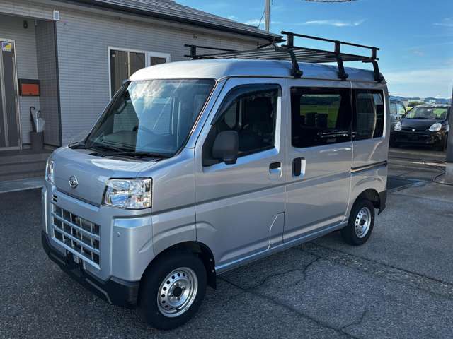 Daihatsu Hijet Cargo 7
