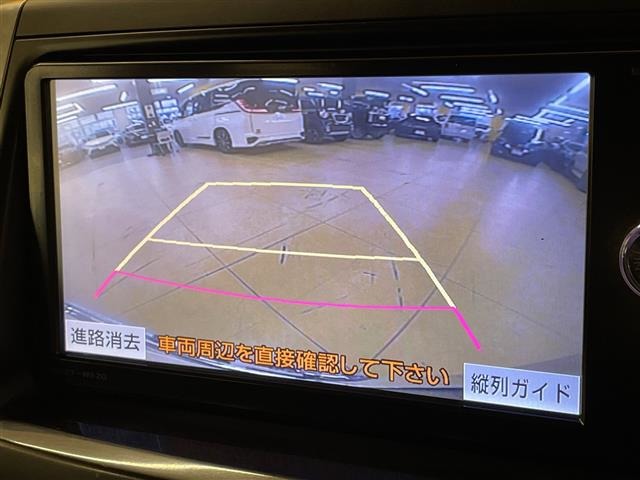 Toyota Voxy 5