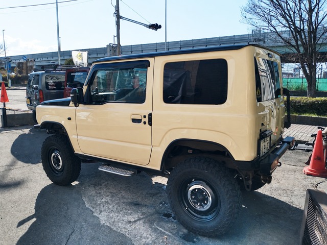 Suzuki Jimny 2
