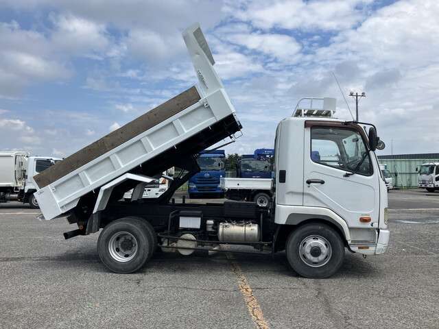 Mitsubishi Fuso Fighter 6