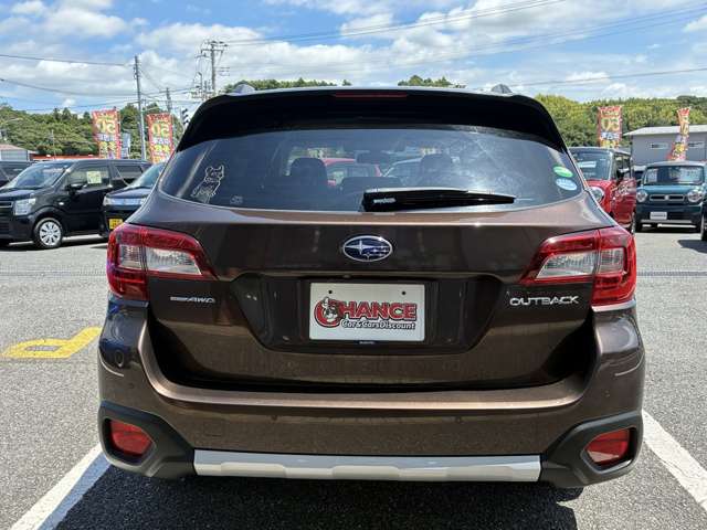 Subaru Legacy Outback 10