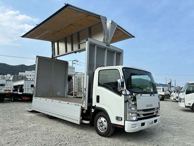 Isuzu Elf 10
