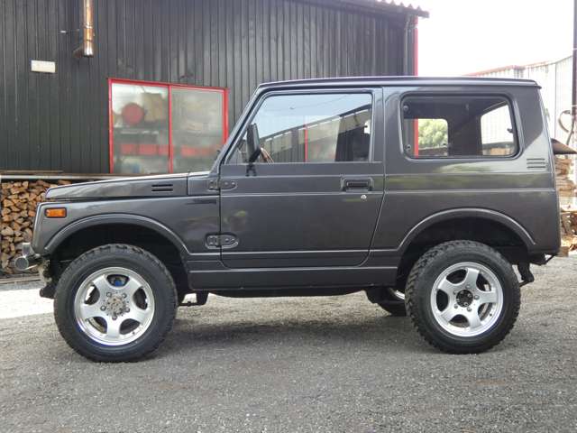 Suzuki Jimny 6