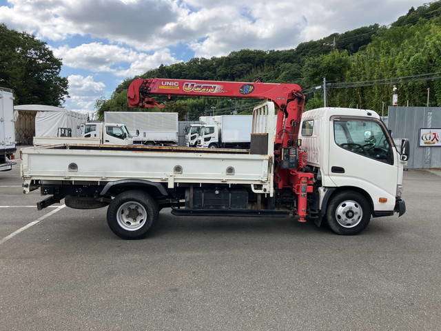 Hino Dutro 6