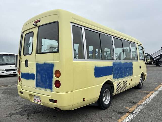 Mitsubishi Fuso Rosa 7