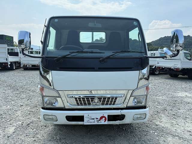 Mitsubishi Fuso Canter 2