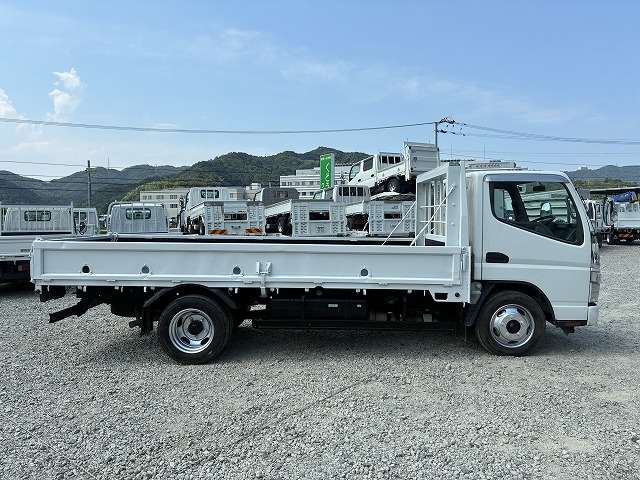 Mitsubishi Fuso Canter 5