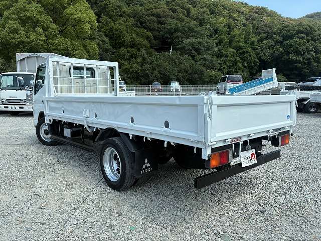 Mitsubishi Fuso Canter 6