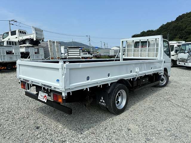 Mitsubishi Fuso Canter 8