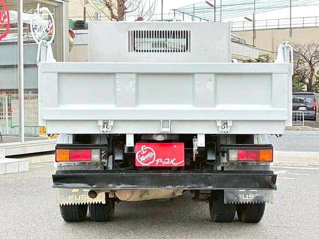 Mitsubishi Fuso Canter 11