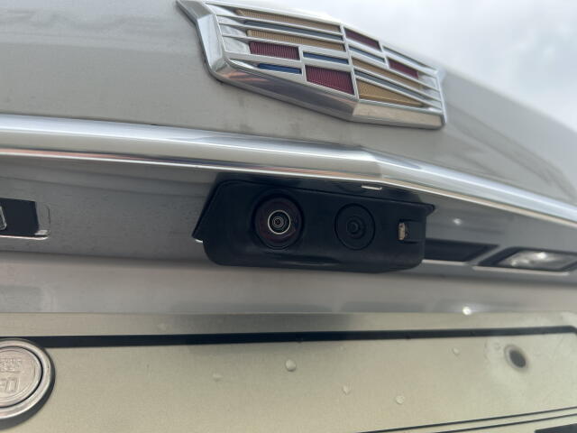 Cadillac XT5 12
