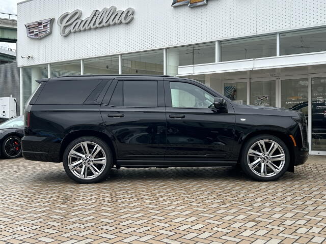 Cadillac エスカレード 3