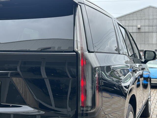 Cadillac エスカレード 10