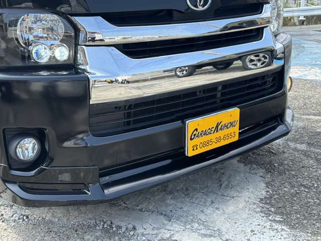 Toyota Hiace 4