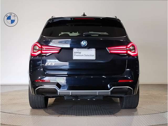 BMW iX3 7