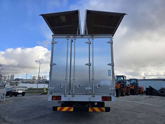 Hino Ranger 8