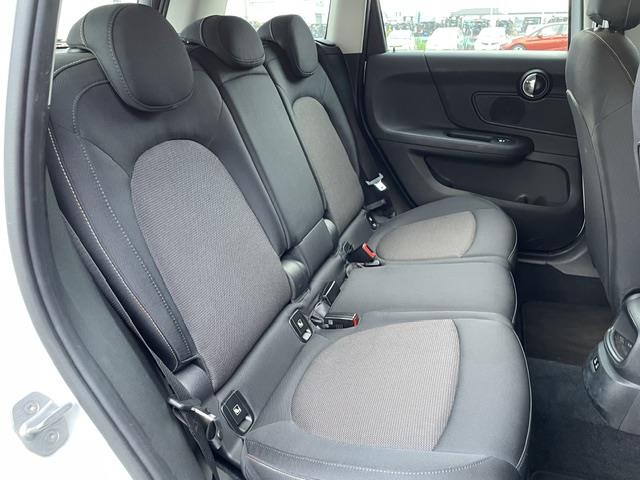 MINI Crossover 12