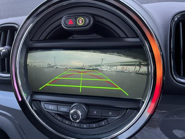 MINI Crossover 8