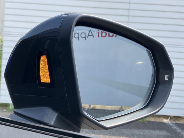 Audi Q2 8