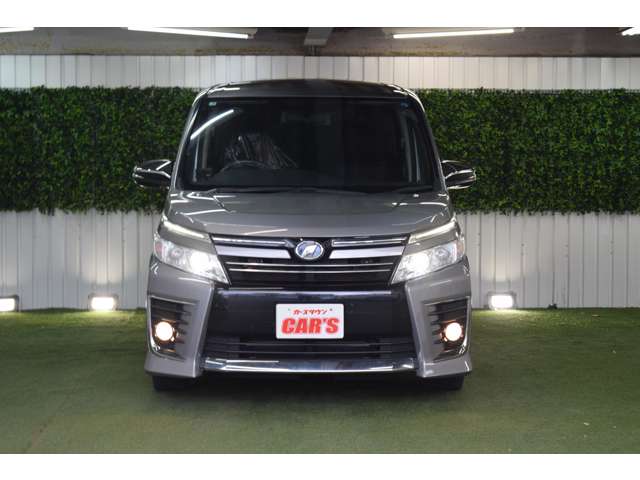 Toyota Voxy 7