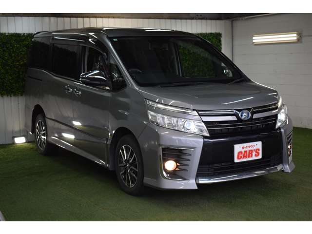 Toyota Voxy 9