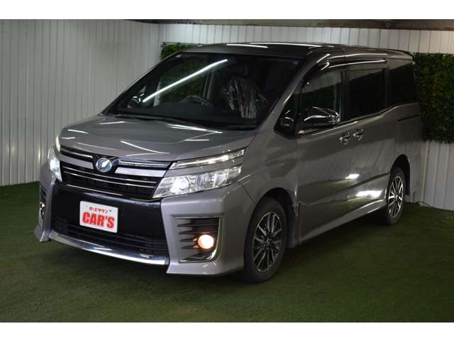 Toyota Voxy 10