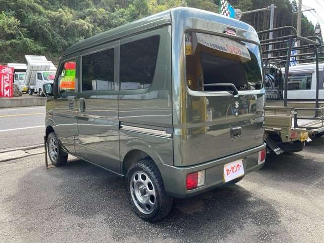 Suzuki Every 9