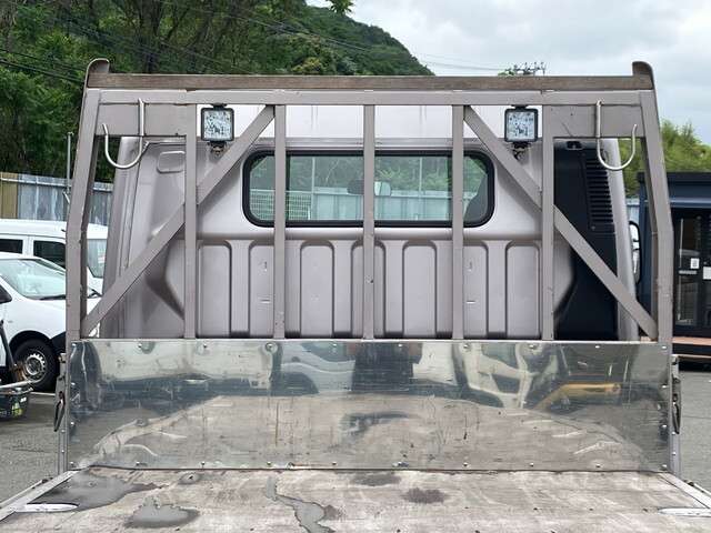 Mitsubishi Fuso Canter 11