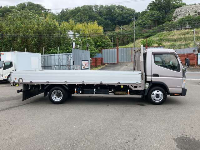 Mitsubishi Fuso Canter 5