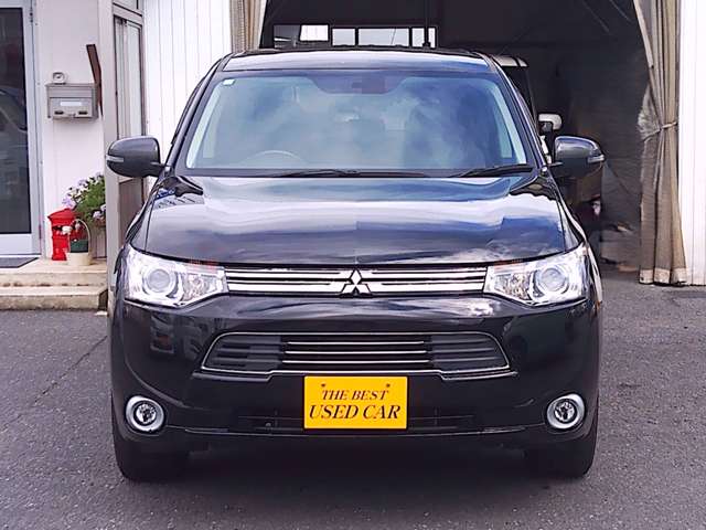 Mitsubishi Outlander PHEV 4
